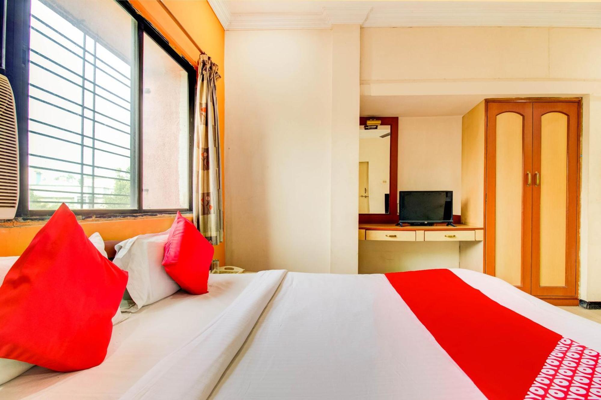 Hotel O Sri Jai Palace Nashik Eksteriør billede