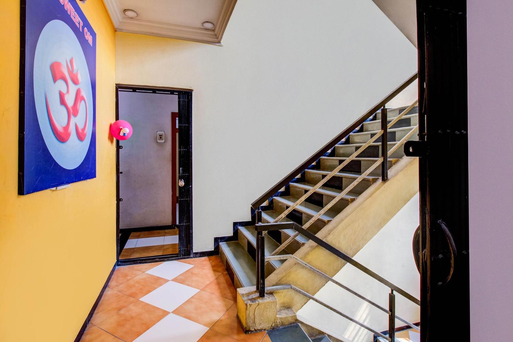 Hotel O Sri Jai Palace Nashik Eksteriør billede